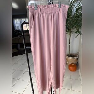 Size medium women’s pink high waisted pants